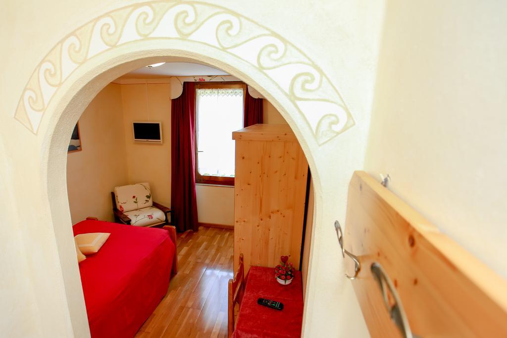 Albergo Adele Bormio Kültér fotó
